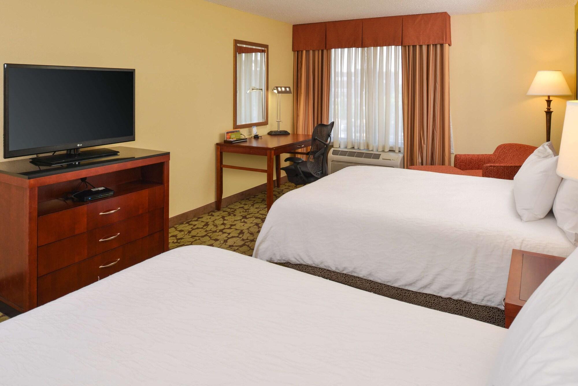 Hilton Garden Inn Terre Haute Exteriör bild