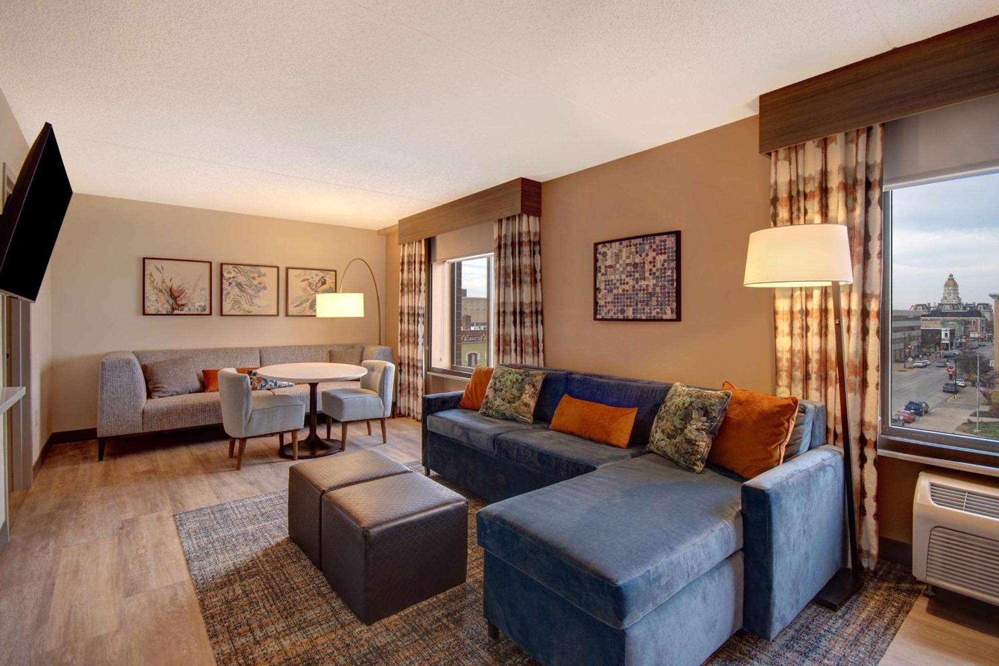 Hilton Garden Inn Terre Haute Exteriör bild
